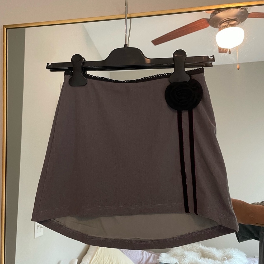 ZEMETA MINI SKIRT SMALL LIKE NEW